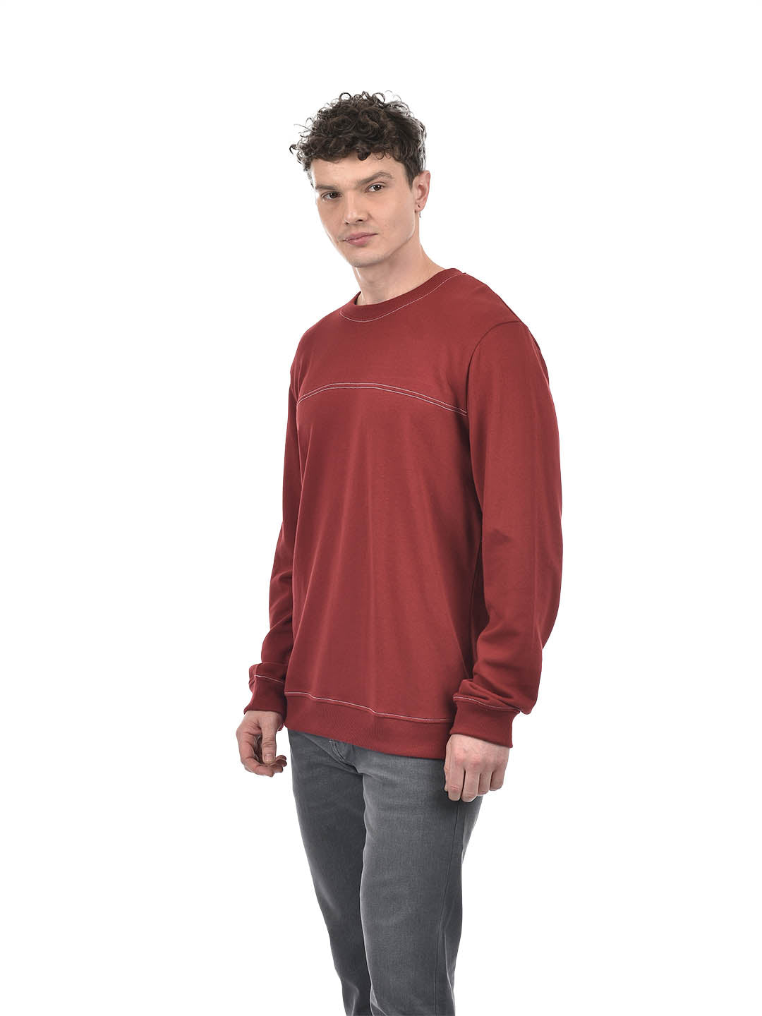 Classic Maroon Crewneck Sweatshirt with Contrast Stitch Detail