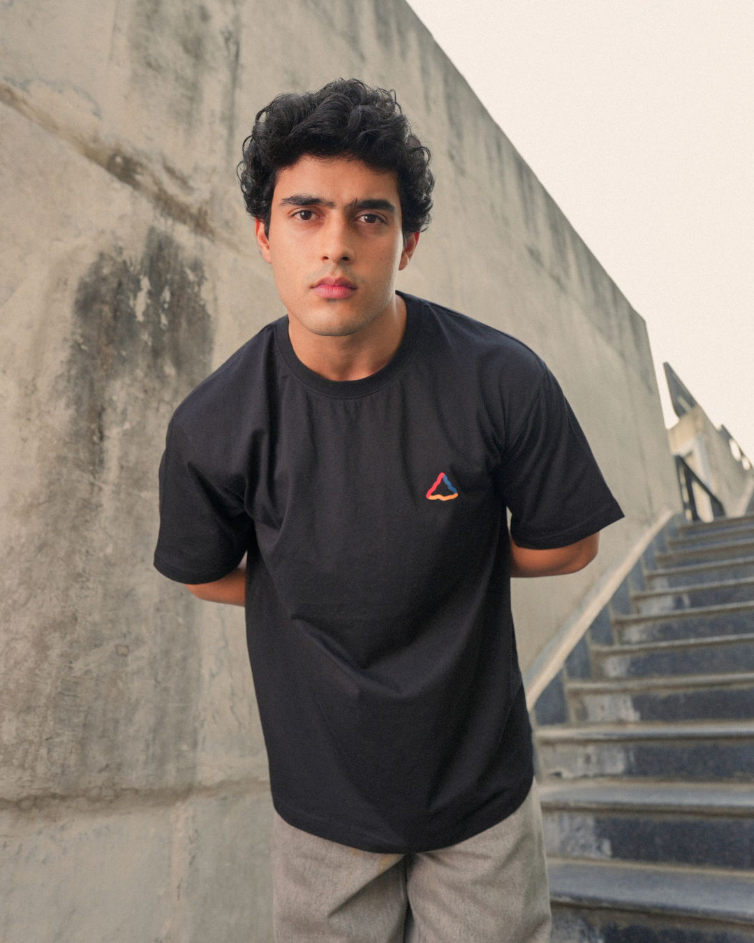 Abstract Doodle Graphic Drop Shoulder T-Shirt – Black